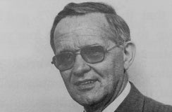 Late Paralympics pioneer honoured with sports award