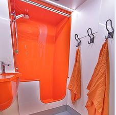 Orange Sky Shower van 2