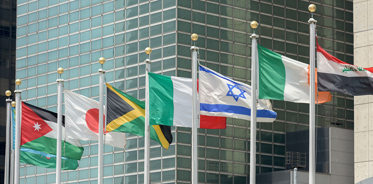 Flags outside UN
