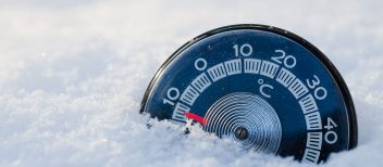 A thermometer in the snow