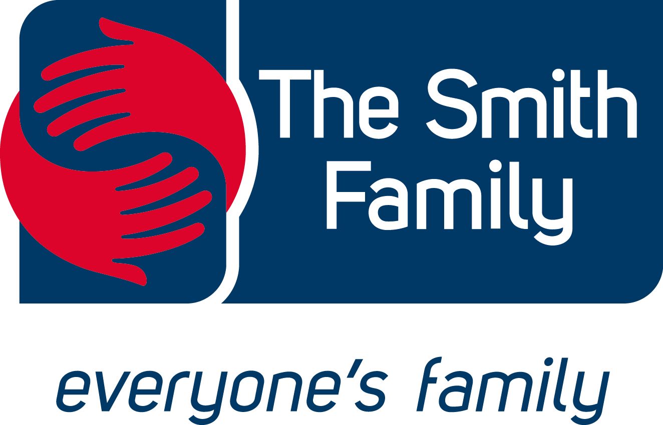 on-par-case-worker-at-the-smith-family-jobs